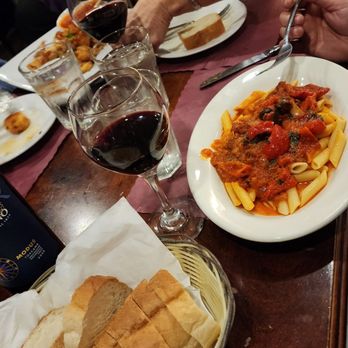 Pagliucas - Italian Near Me - Boston, Massachusetts Pagliucas - Italian Near Me - Boston, Massachusetts