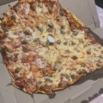 Danny's On Douglas - American Near Me - Elgin, Illinois