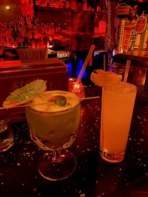 Abe's Pagoda Bar by null