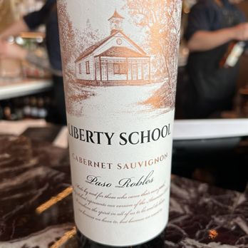 Chop Steakhouse & Bar - A very consistent delicious food and great house wine - Steakhouses Near Me - Vancouver, British Columbia