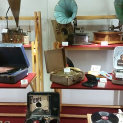 Rai Radiotelevisione Italiana - Come si ascoltava la musica un secolo fa