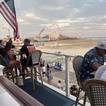 Capt'n Jack's Island Grill - American Near Me - Wildwood, New Jersey