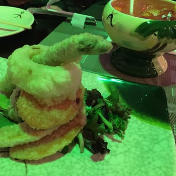 Sweet Mango - Vegetable tempura... cool presentation and tasted great - Japanese Near Me - Southington, Connecticut