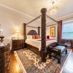 Regency Room