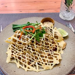 Chicken pad thai Chicken pad thai