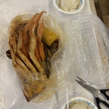 Cajun Crab Waikiki - Seafood Near Me - Honolulu, Hawaii