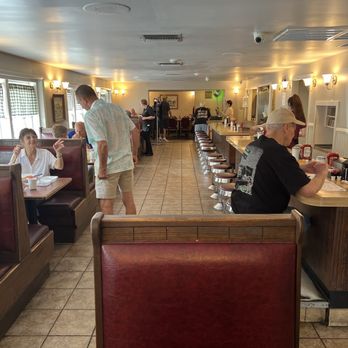 Royann Diner - Diners Near Me - Sellersville, Pennsylvania Royann Diner - Diners Near Me - Sellersville, Pennsylvania