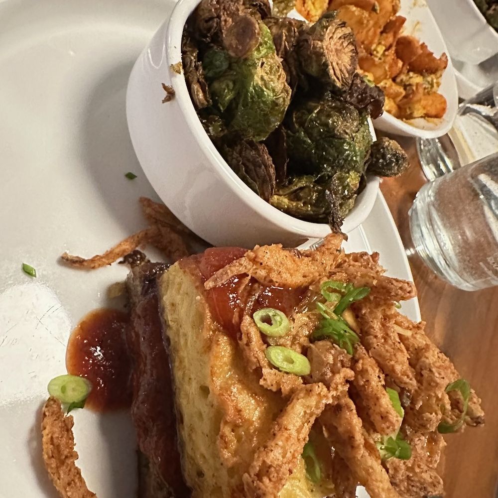 Chomp Kitchen and Drinks - Ma The Meatloaf - Burgers Near Me - Newport, Rhode Island