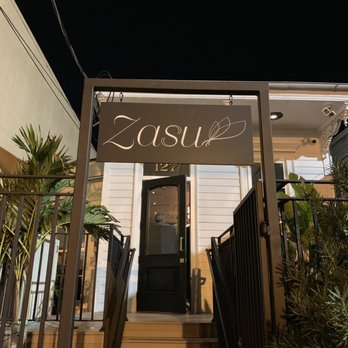 Zasu - Entrance - New American Near Me - New Orleans, Louisiana