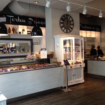 Ullmann's - Bakeries Near Me - Vienna, 9 Ullmann's - Bakeries Near Me - Vienna, 9