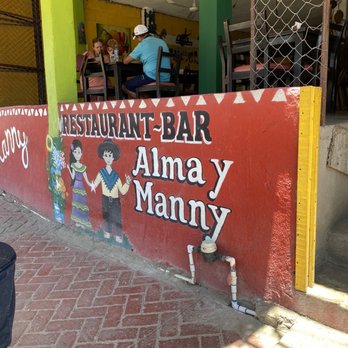 Alma y Manny - Walk-in up to the front. Watch your step. - Mexican Near Me - Todos Santos, BCS