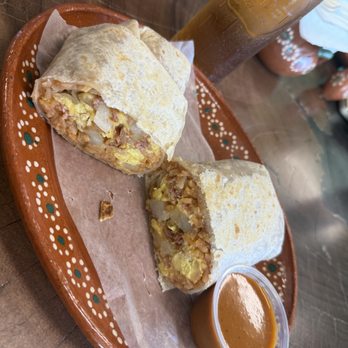 Taqueria Guerito - Breakfast Burrito - Mexican Near Me - Madera, California Taqueria Guerito - Breakfast Burrito - Mexican Near Me - Madera, California