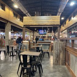 Little Fin Seafood Shack - Restaurants, shops and entertainment outside!