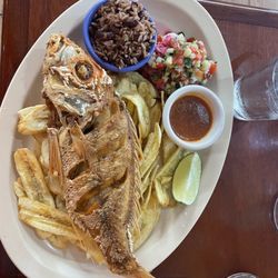 Sueño Latino Restaurant - Red Snapper Plate with banana chips