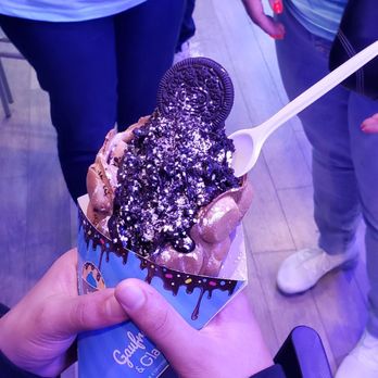 Gaufres & Glaces - Mr. Oreo - Ice Cream & Frozen Yogurt Near Me - Montreal, Quebec