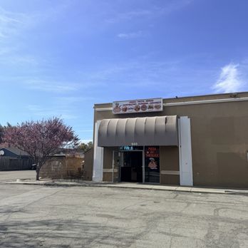 Seniore's Pizza - Pizza Near Me - Santa Clara, California Seniore's Pizza - Pizza Near Me - Santa Clara, California