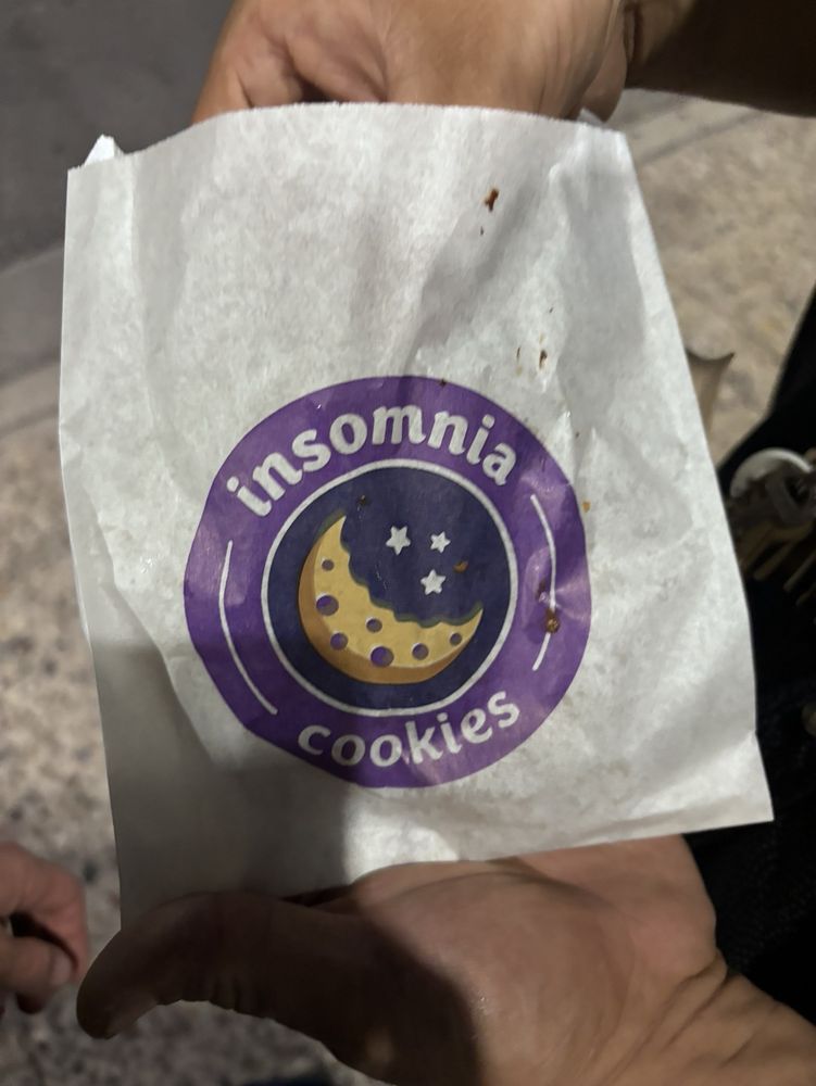 Insomnia Cookies
