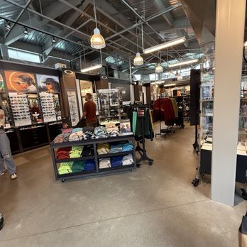 Oakley Vault - Eyewear & Opticians Near Me - Freeport, Maine