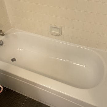 Bathtub Man Hawaii - The tub after-WOW!! - Refinishing Services Near Me Bathtub Man Hawaii - The tub after-WOW!! - Refinishing Services Near Me