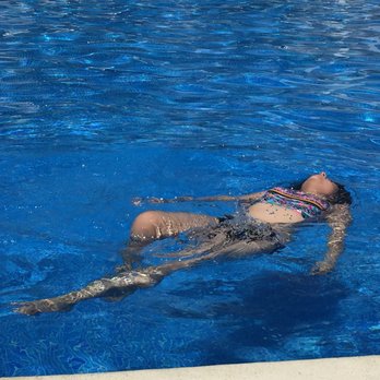 Cancun Bay Resort - Relaxing at the main pool - Resorts Near Me - Zona Hotelera, ROO