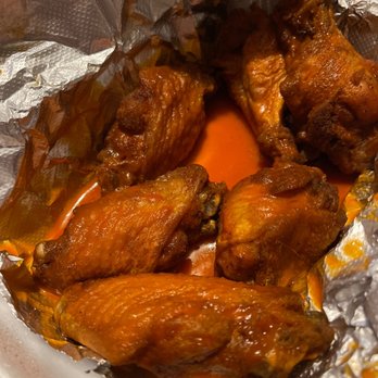 Mill City Pizzeria - Some wings were stolen before I could get a pic - Pizza Near Me - Lowell, Massachusetts Mill City Pizzeria - Some wings were stolen before I could get a pic - Pizza Near Me - Lowell, Massachusetts