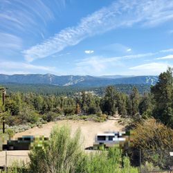 Big Bear Valley Sportsman's Club - Scenic view on the way out.