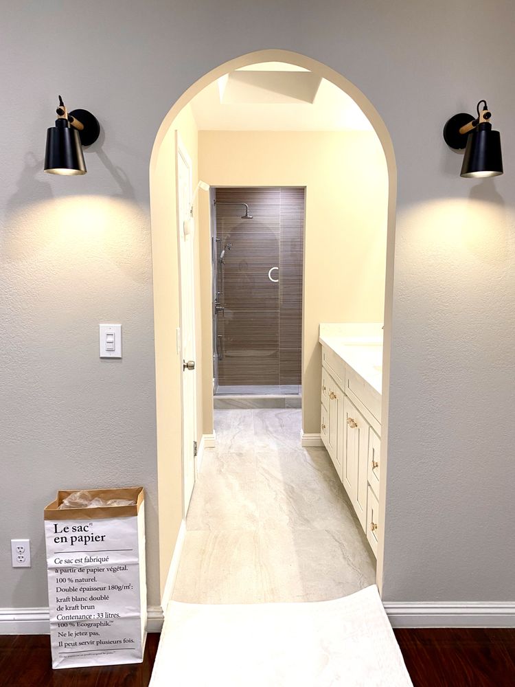 Slide of Aura Renovation