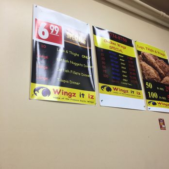 Wingz It Iz - They have great chicken flavors. Always fried fresh to order. Call in for faster service. Great specials. - New American Near Me - Chicago, Illinois