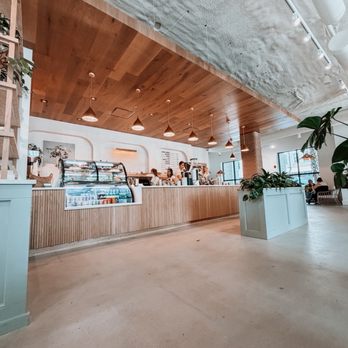 Bloom & Bean - Interior - Coffee & Tea Near Me - Mount Pleasant, South Carolina