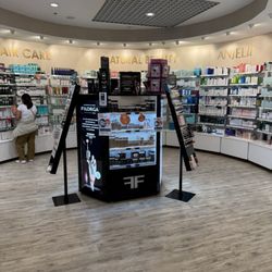Farmacia T3 - Inside
