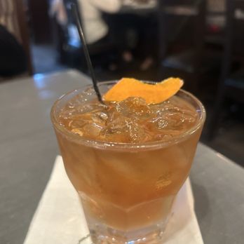 Harry's Seafood Bar & Grille - Old Fashion marker with an orange peel slice. - American Near Me - Ocala, Florida