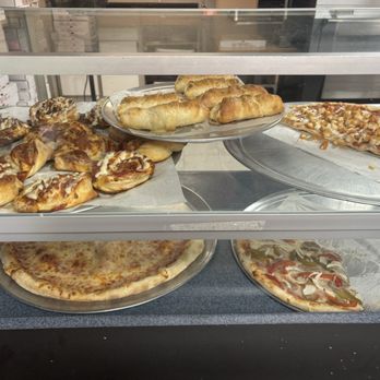Benny's Restaurant and Pizza - Pizza Near Me - Stroudsburg, Pennsylvania Benny's Restaurant and Pizza - Pizza Near Me - Stroudsburg, Pennsylvania