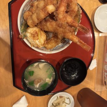 Tendon Tempura Carlos Junior - Tempura Bowl - Japanese Near Me - Pasadena, California Tendon Tempura Carlos Junior - Tempura Bowl - Japanese Near Me - Pasadena, California