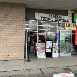 SALINAS FUTBOL CENTRAL - Store entrance