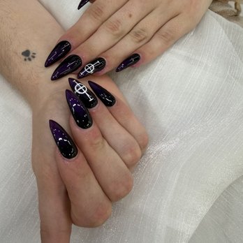 D’Luxe Nail Spa - Nail Salons Near Me - Livermore, California