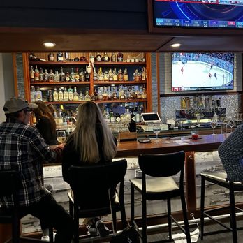 Hook & Anchor - Bar - Seafood Near Me - Costa Mesa, California