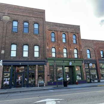 Plum Tree Yarn Shop - Knitting Supplies Near Me - Milan, Michigan