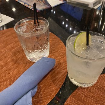 Dos Caminos - a glass of water and a glass of lemonade - Mexican Near Me - Atlantic City, New Jersey Dos Caminos - a glass of water and a glass of lemonade - Mexican Near Me - Atlantic City, New Jersey