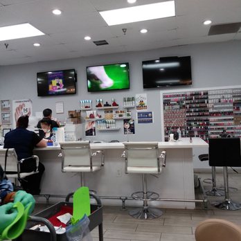Elysian Nail Bar - Nail Salons Near Me - Las Vegas, Nevada