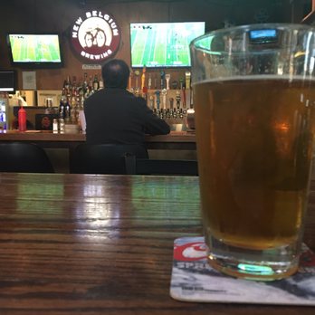 Wetlands Brew Pub & Sports Bar - Enjoying a Sweet Life and watching the Duck game - Sports Bars Near Me - Eugene, Oregon Wetlands Brew Pub & Sports Bar - Enjoying a Sweet Life and watching the Duck game - Sports Bars Near Me - Eugene, Oregon