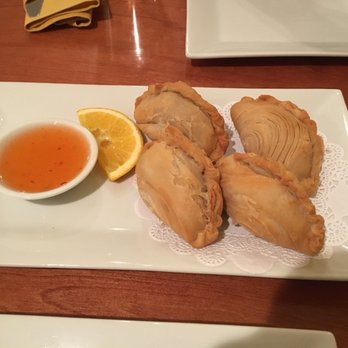 Daw Kun Thai - Curry Puff - Thai Near Me - Manchester, New Hampshire Daw Kun Thai - Curry Puff - Thai Near Me - Manchester, New Hampshire