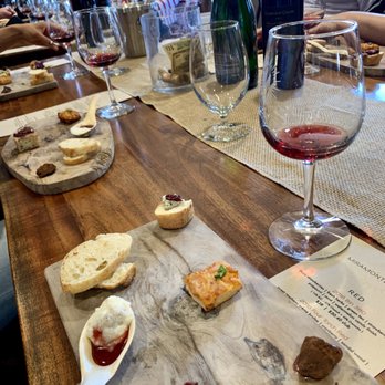 Miramonte Winery - Tasting and food paring... - Wineries Near Me - Temecula, California
