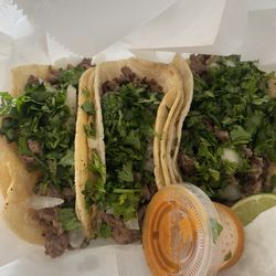 Taco-Ish - Carne asada tacos