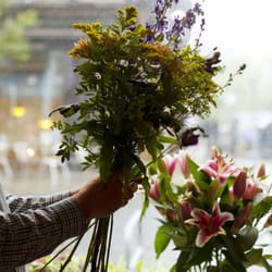 James Hutchison Garden Design - A beautiful bouquet being created