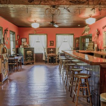 Carrville Inn Resort - Carrville Inn - 1st floor/Saloon - Venues & Event Spaces Near Me - Trinity Center, California Carrville Inn Resort - Carrville Inn - 1st floor/Saloon - Venues & Event Spaces Near Me - Trinity Center, California