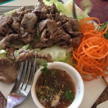 Manee Thai Restaurant - Spicy beef - Thai Near Me - Ballwin, Missouri