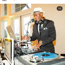 DJ Astronaut - DJing a wedding reception