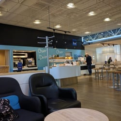 SAS Business Lounge - cool and quiet.