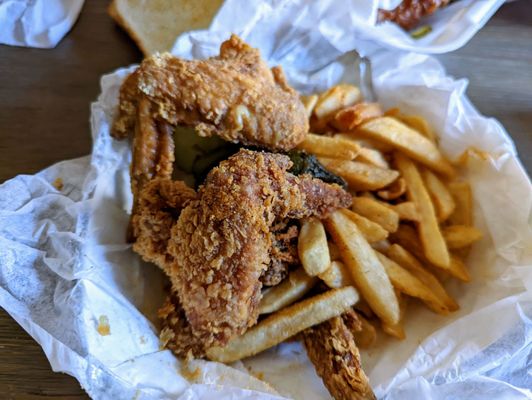 Rudy's Chicken by null