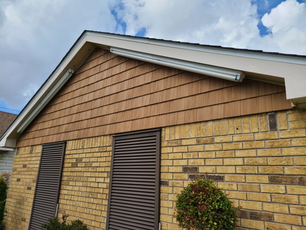 Slide of R.Leons Construction